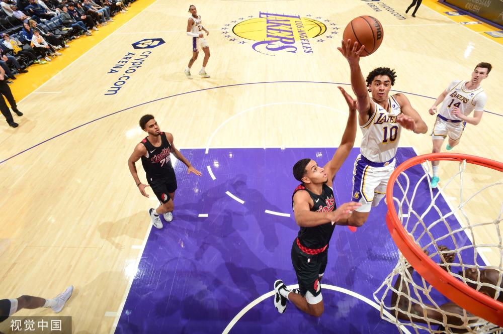 表现更为稳 表现更为稳