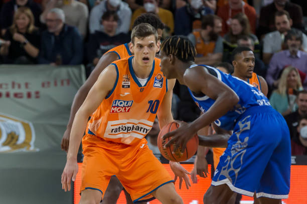 关键时刻不 关键时刻不